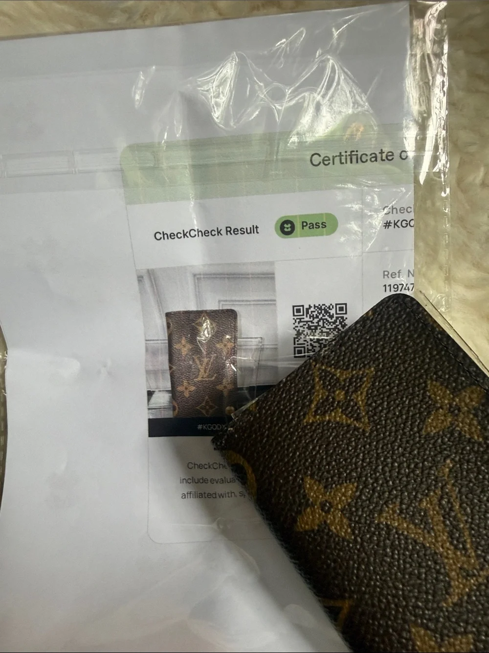 Louis Vuitton Porte Cartes Credit Card Picture Brown and Gold Monogram - Picture 7 of 7